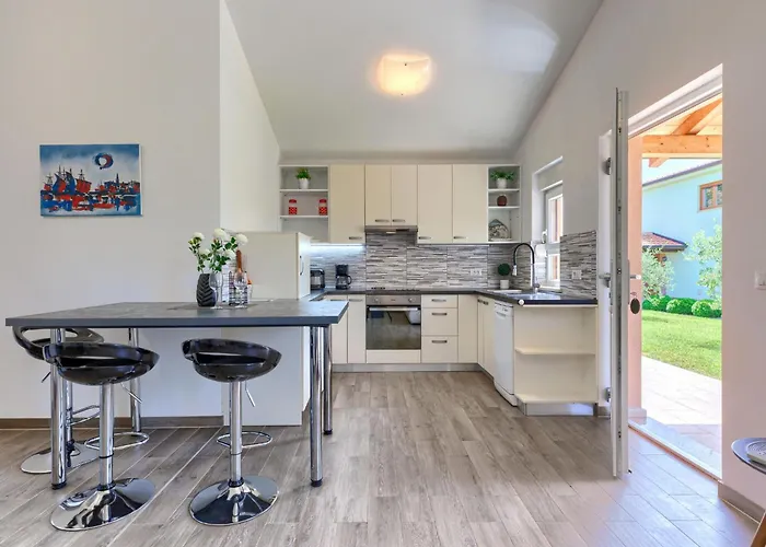 Feriehus Paliska By Interhome *