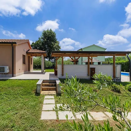 Holiday home Paliska By Interhome Porec