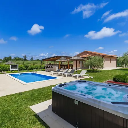 Ferienhaus Paliska By Interhome *